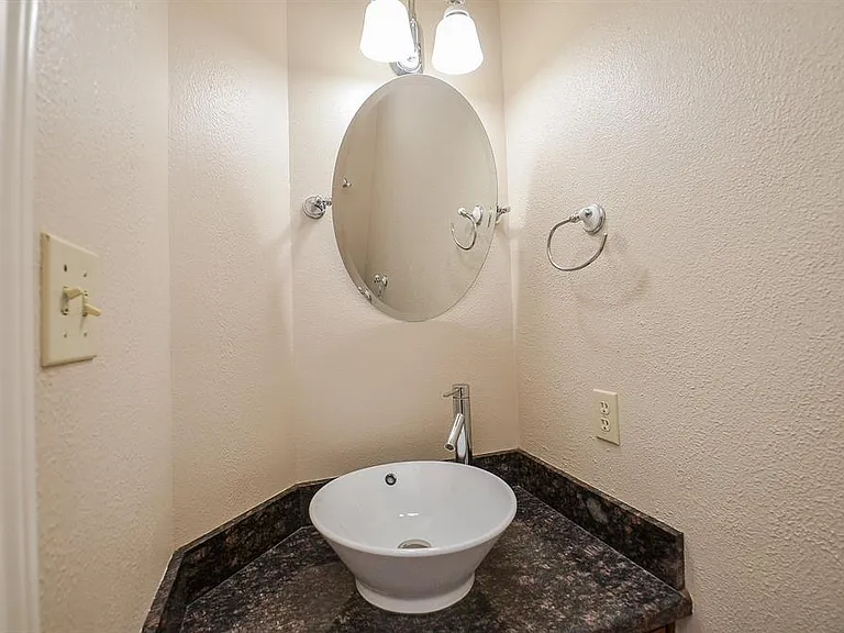3702 Lauderwood Ln — Photo 12