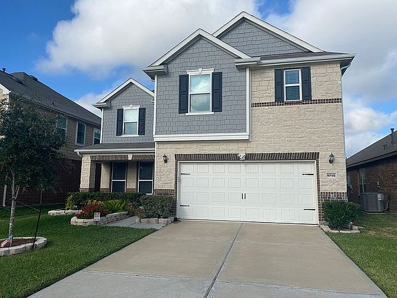 2nd image of 1715 Anna Creek Dr