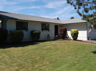 1980 Hamilton Ln, Grants Pass, OR 97527