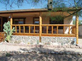 33455 S Mac-to Trl, Black Canyon City, AZ 85324