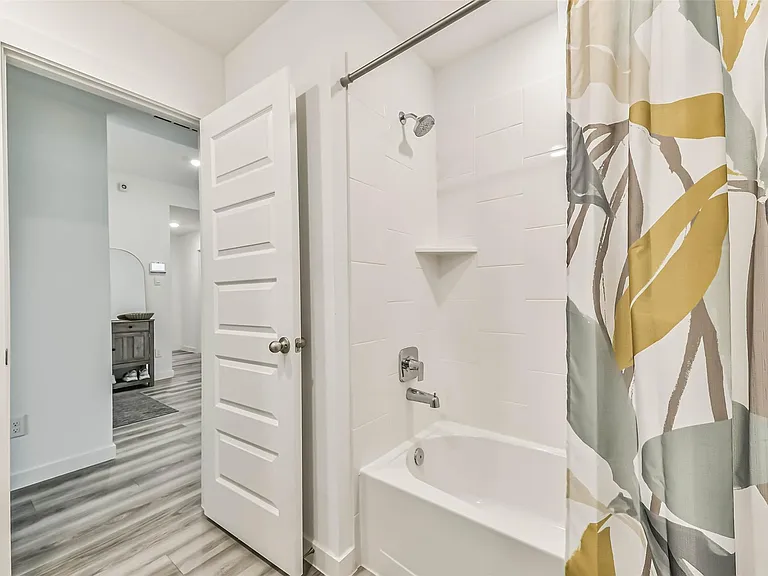 2621 Mackinac Bay Dr — Photo 29