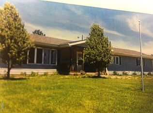 5173 E Cloud St, Salina, KS 67401