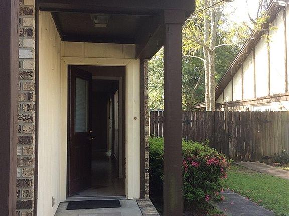 3rd image of 6851 Lake Joanne Dr