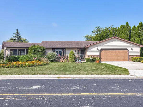 504 Clark STREET, Cascade, WI 53011