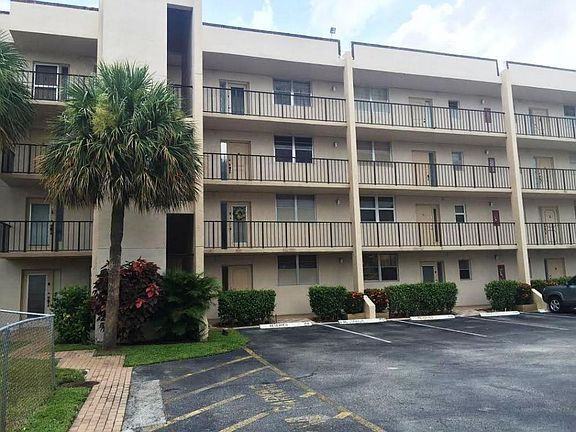 2nd image of 2541 Aragon Blvd APT 102