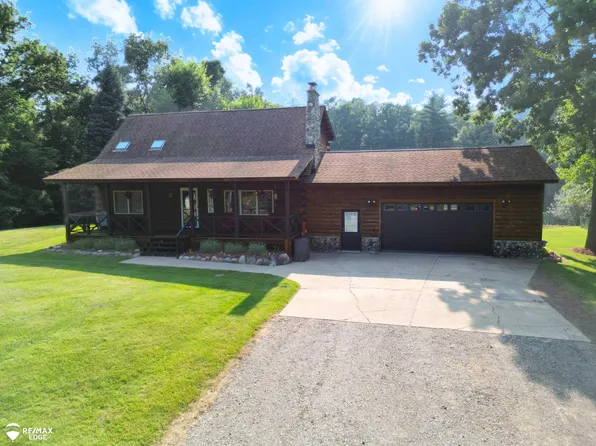 3524 Herd Rd, Metamora, MI 48455