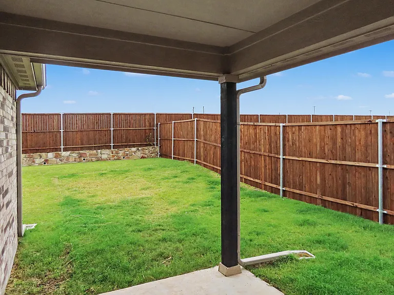 426 Oleander Dr — Photo 21
