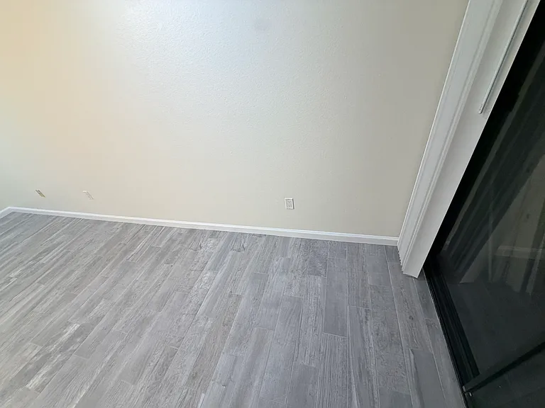 9424 Twin Trails Dr #103 — Photo 37