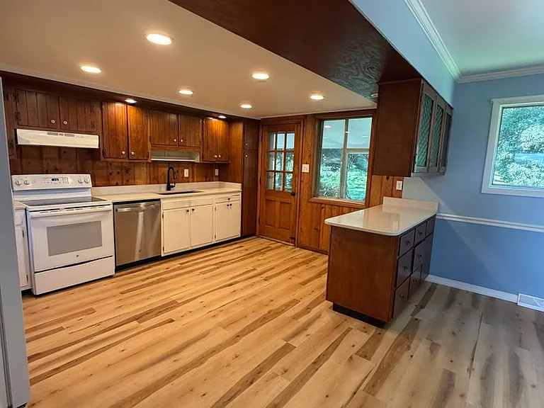 4220 Araby Church Rd — Photo 27