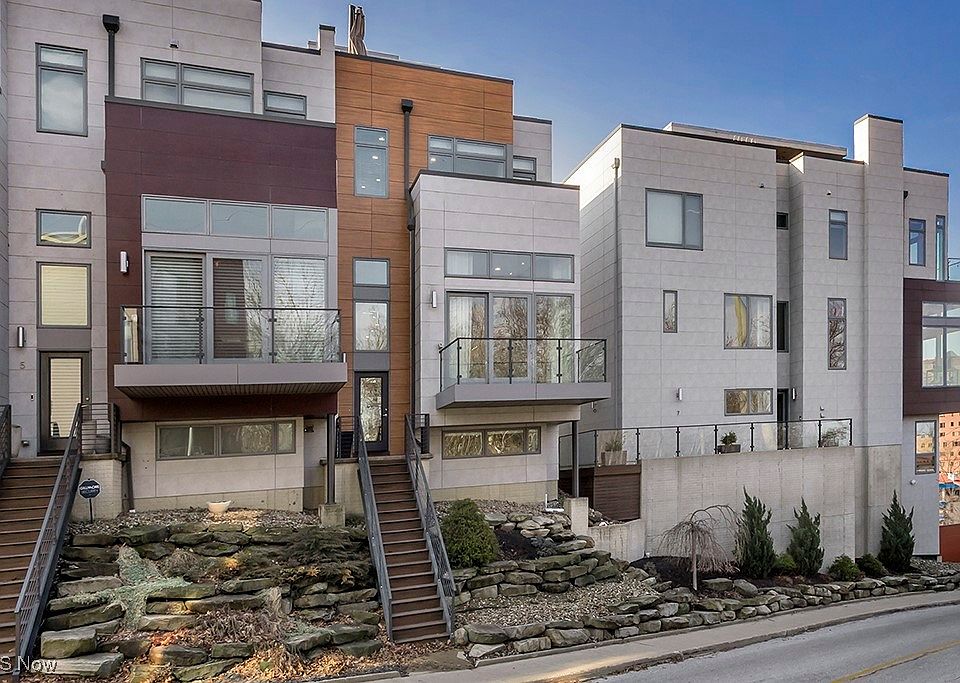 1st image of 6 Clifton Pointe