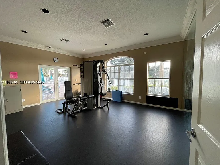 16309 Emerald Cove Rd #16309 — Photo 36