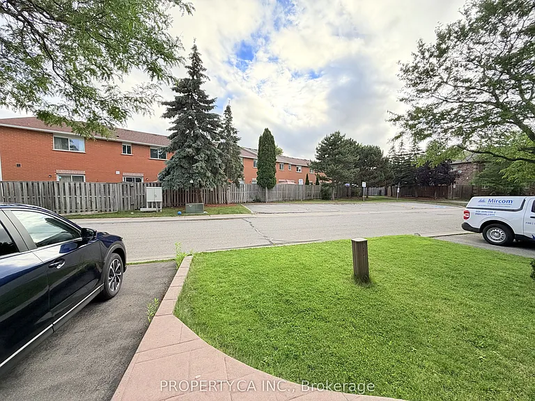 100 Brickyard Way #44 — Photo 2