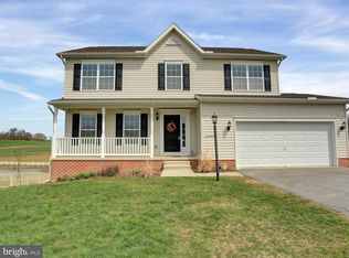 77 N Alpine Dr, York, PA 17408