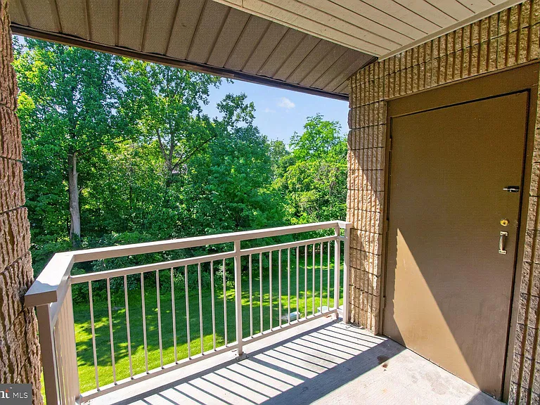 5915 Tamar Dr #11 — Photo 17