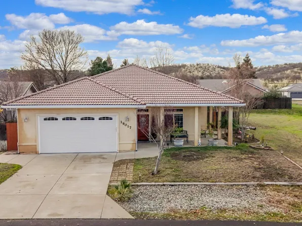19017 Shoreline Dr, Cottonwood, CA 96022