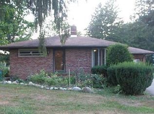 964 State Rd, Hinckley, OH 44233