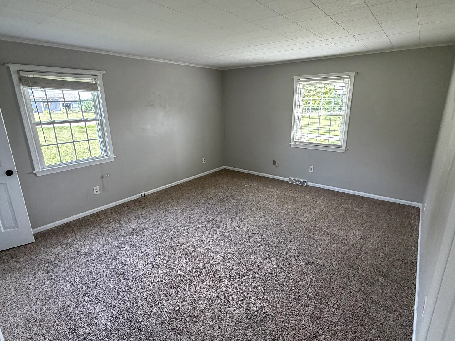 2 bed, 1.5 bath, $1,200 — Photo 3