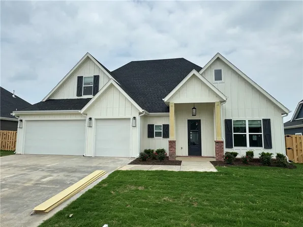 2706 Nova Ave, Lowell, AR 72745