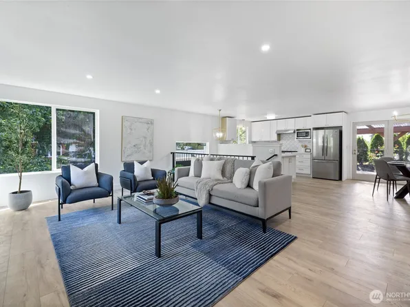 824 SW 301st Pl, Federal Way, WA 98023