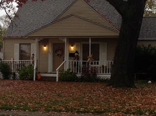 300 Hoffman St, Crown Point, IN 46307
