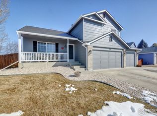 1530 Cedarwood Dr, Longmont, CO 80504