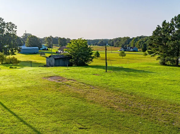 412 New Harmony Rd, Benton, KY 42025