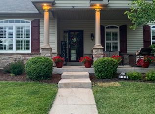 347 Lake Side View Ln, Saint Peters, MO 63376