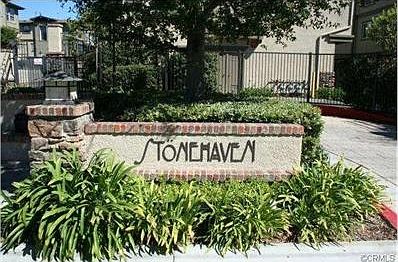 3rd image of 26074 Stonehaven Dr
