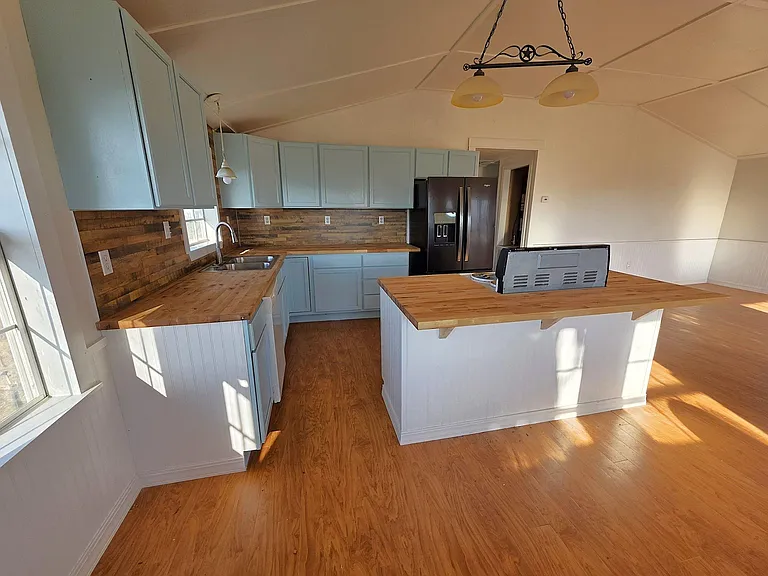 405 Blue Water Blvd — Photo 15