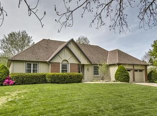 11908 Summit St, Kansas City, MO 64145