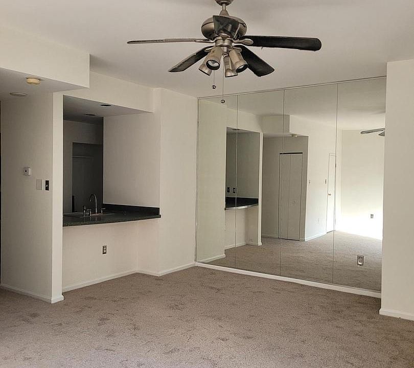 1st image of 1601 Spring Garden St APT 402