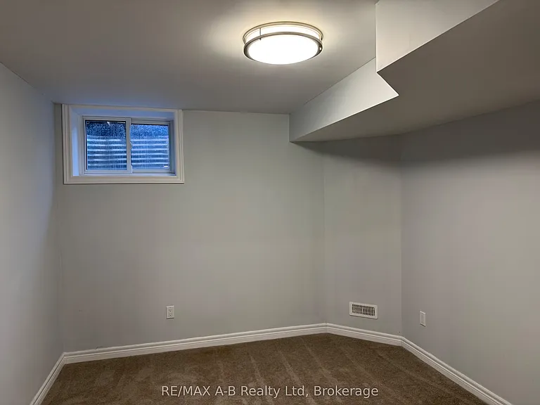 1522 Caen Ave #LOWE — Photo 10