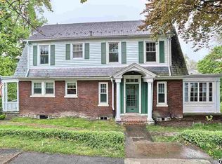 2215 Chestnut St, Harrisburg, PA 17104