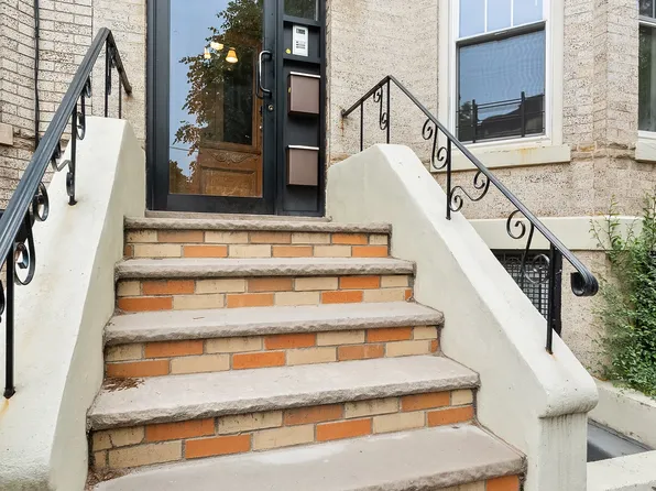 485 Bainbridge Street image 1 of 13