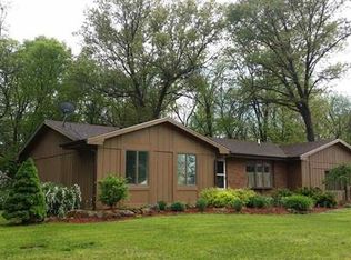 567 State Highway 17, New Boston, IL 61272