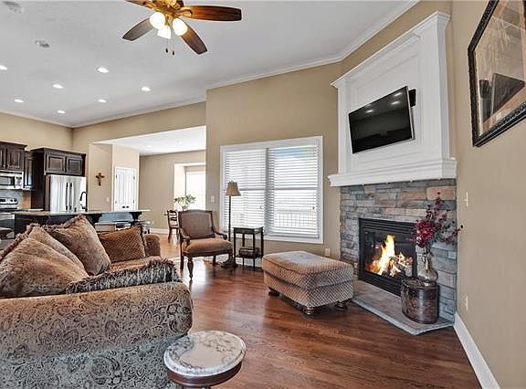 5th image of 17218 Feather Ln
