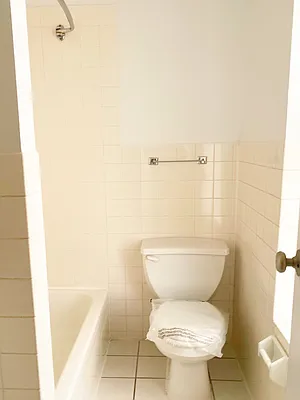 Rented by Waverly Realty Associates | media 9