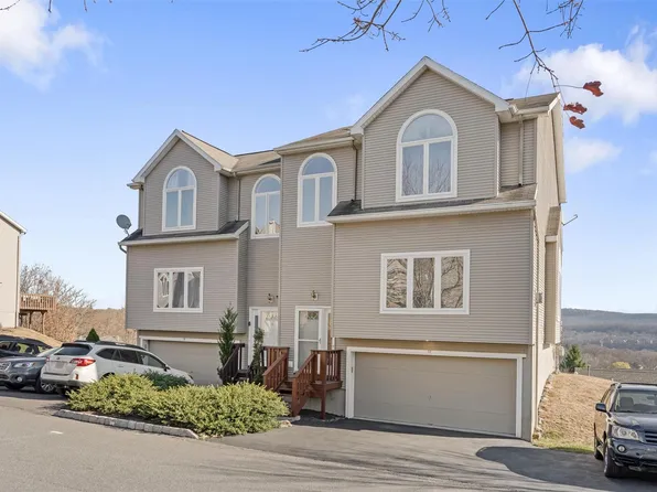 17 Rockridge Drive, Highland Mills, NY 10930