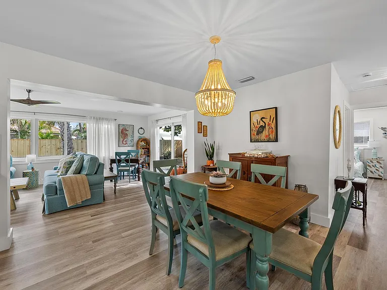 517 Gulf Rd — Photo 17
