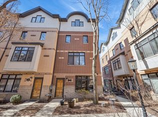 420 Pennsylvania Way, Oak Park, IL 60302