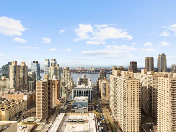 160 West 66th Street image 1 of 10