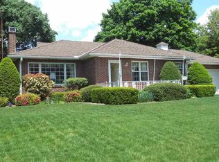 2933 Bradley Ave, Dallastown, PA 17313