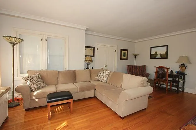2 bed, 1500 sqft, $2,270 — Photo 2