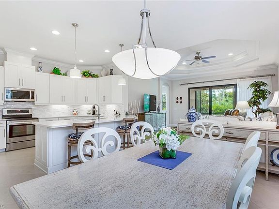 5th image of 9161 Isla Bella Cir