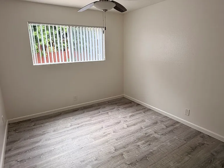 4443 Campus Ave #3 — Photo 13
