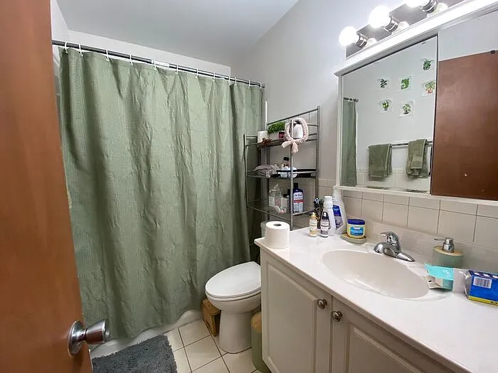 614 E Jefferson St #10 — Photo 7