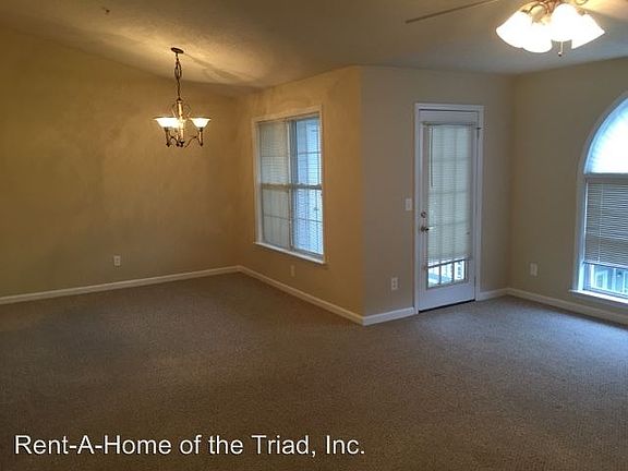 2nd image of 5000 Lawndale Dr Unit L