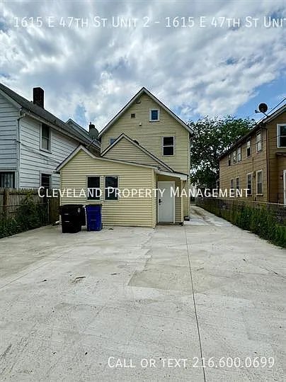 1615 E 47th St #2 — Photo 3