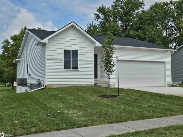 511 17th Ave E, Oskaloosa, IA 52577