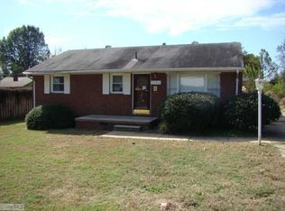 1903 Belmont St, Burlington, NC 27215